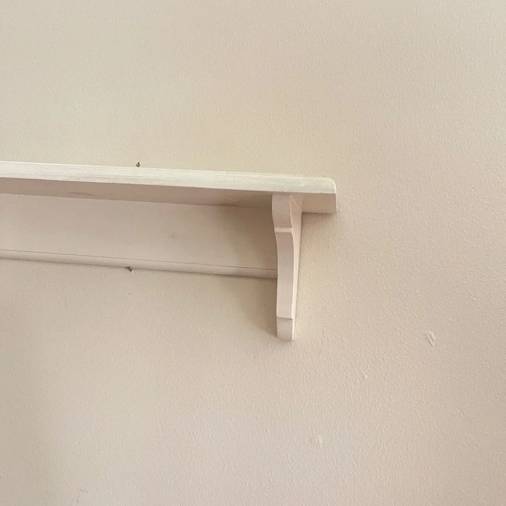 Vtg Wooden Wall Display Shelf Cottage Farmhouse Trinket 18